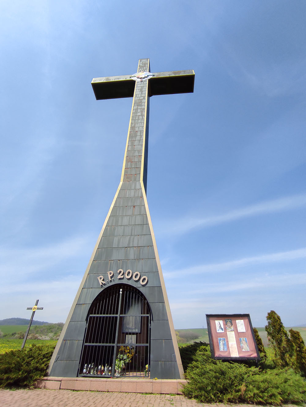 Miléniový kríž - najvyšší kríž na Slovensku